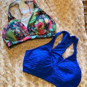 Set of 2 Colorful athletic bras with padded liners SZ Small
